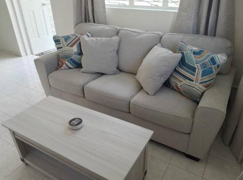 Apt 1 Lynsted - Newly renovated 2 bed 1 bath